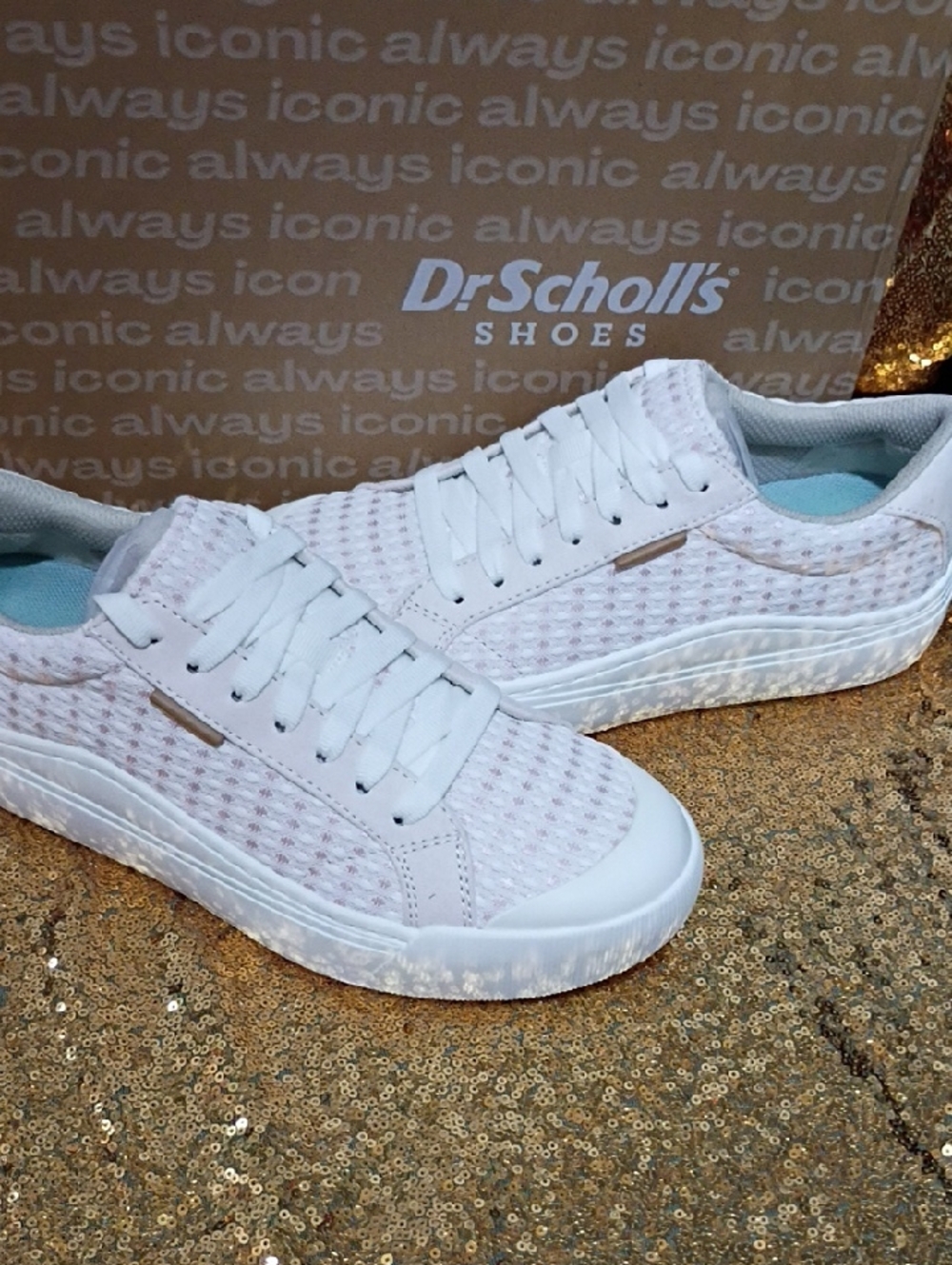 Dr. Scholl's Women's Light Pink Knit Lace-Up Sneakers
